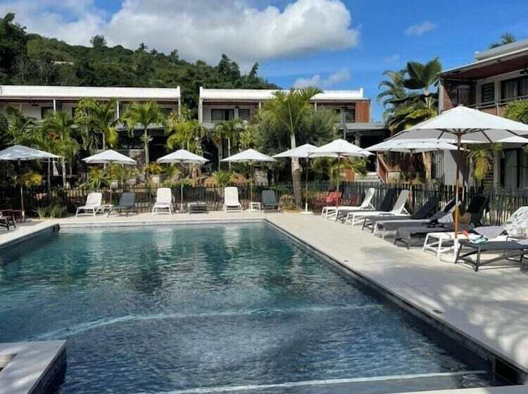 هتل Dimitile Hôtel & Spa