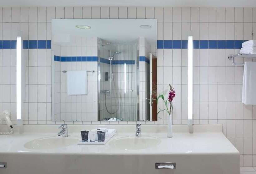 هتل Dorint An Den Westfalenhallen Dortmund