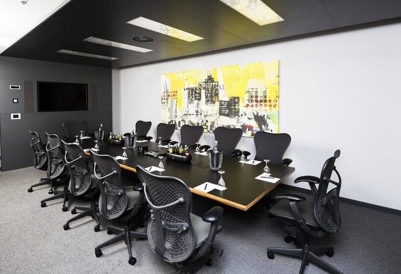 هتل Dorint An Den Westfalenhallen Dortmund