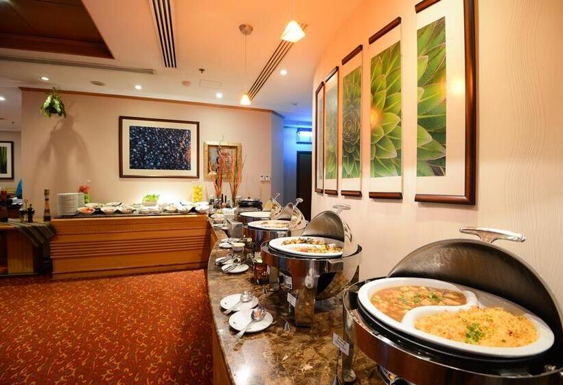 Golden Tulip Hotel Al  Barsha