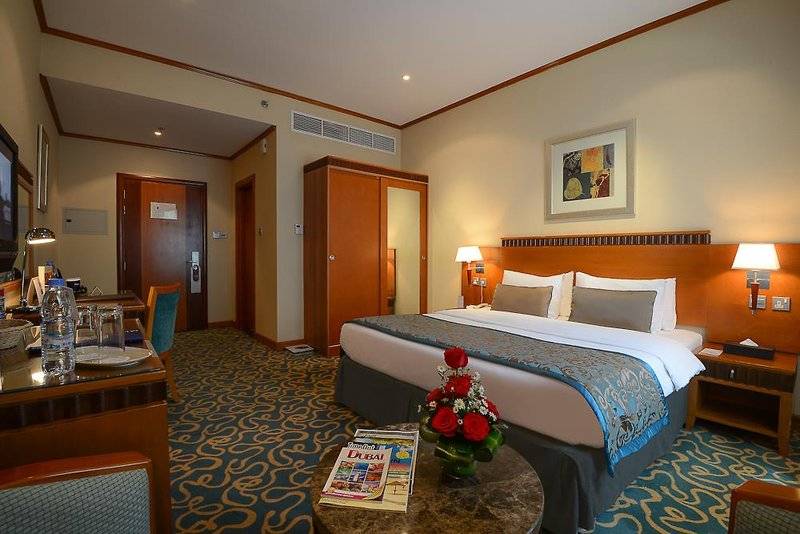 Golden Tulip Hotel Al  Barsha
