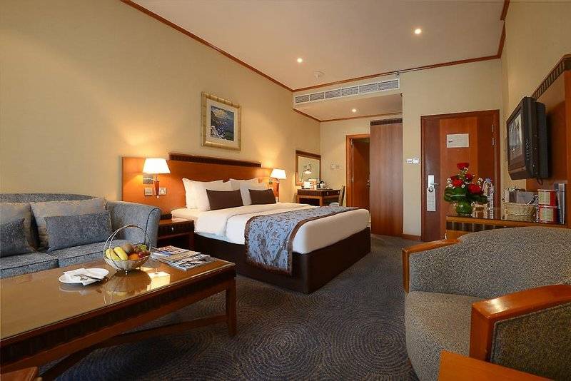 Golden Tulip Hotel Al  Barsha