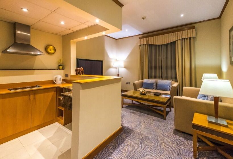 Golden Tulip Hotel Al  Barsha