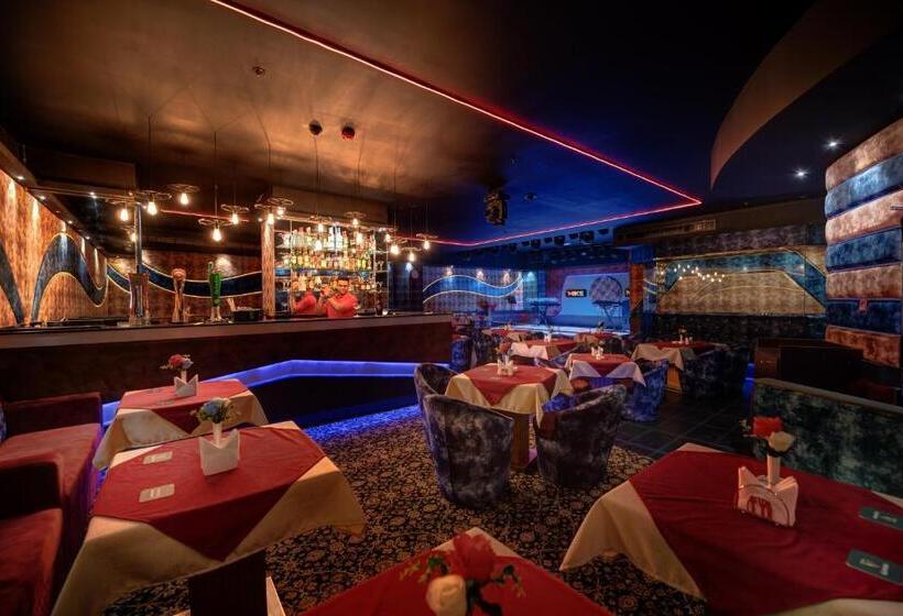Golden Tulip Hotel Al  Barsha