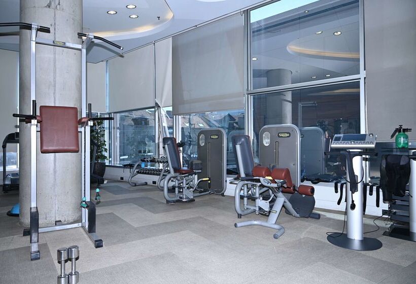 هتل Golden Tulip Zira Belgrade