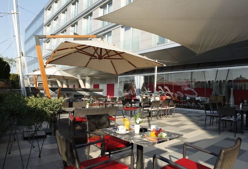 هتل Golden Tulip Zira Belgrade