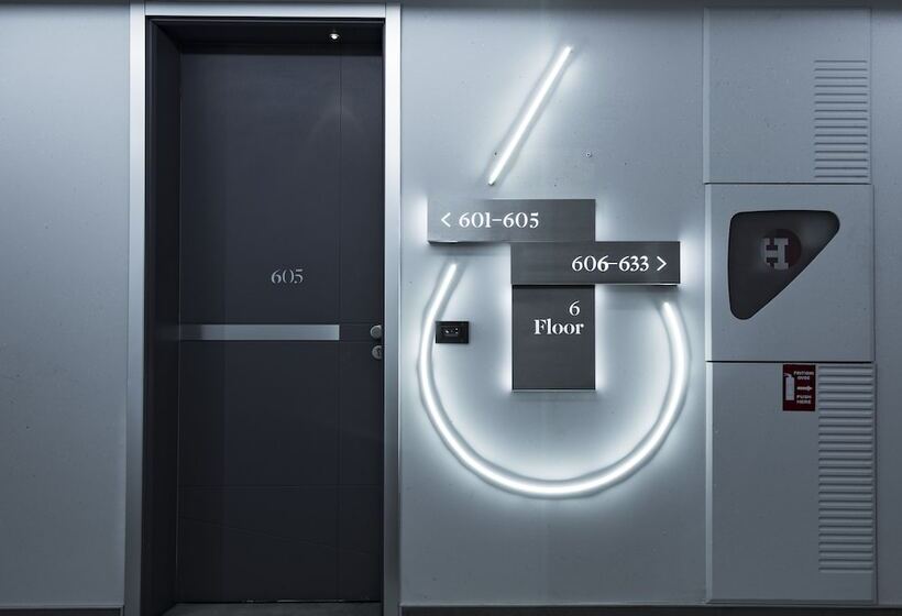 هتل Golden Tulip Zira Belgrade