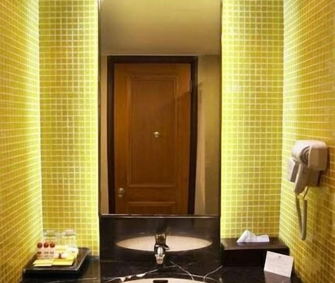 هتل Gran Puri Manado