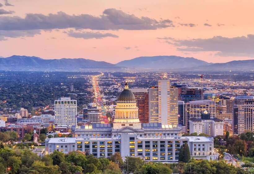 هتل Hilton Salt Lake City Center