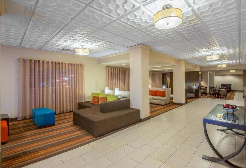 هتل Holiday Inn Express El Paso Central, An Ihg