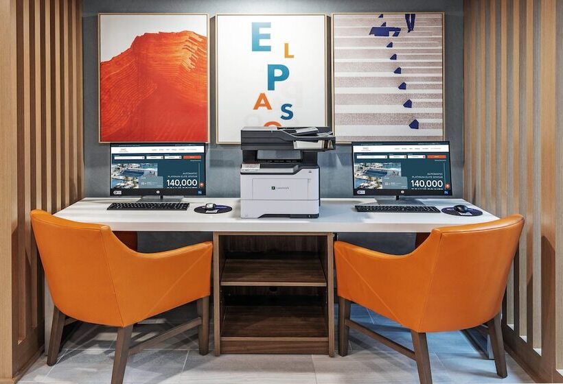 هتل Holiday Inn Express El Paso Central, An Ihg