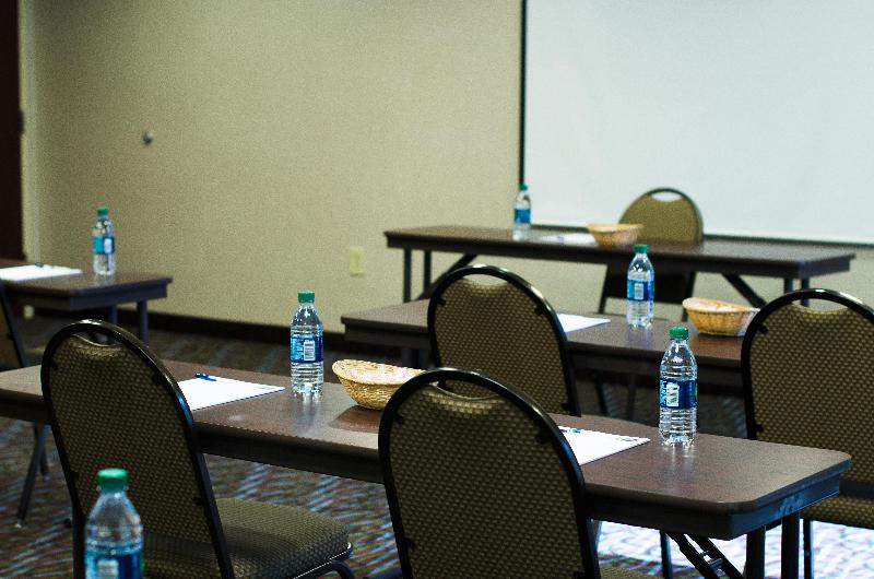 Holiday Inn Express Hotel & Suites   Concord, An Ihg