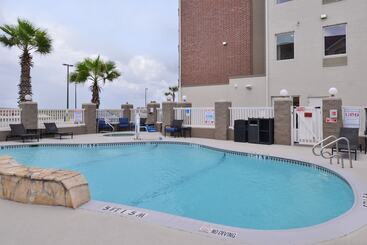 فندق Holiday Inn Express & Suites Corpus Christin Padre Island