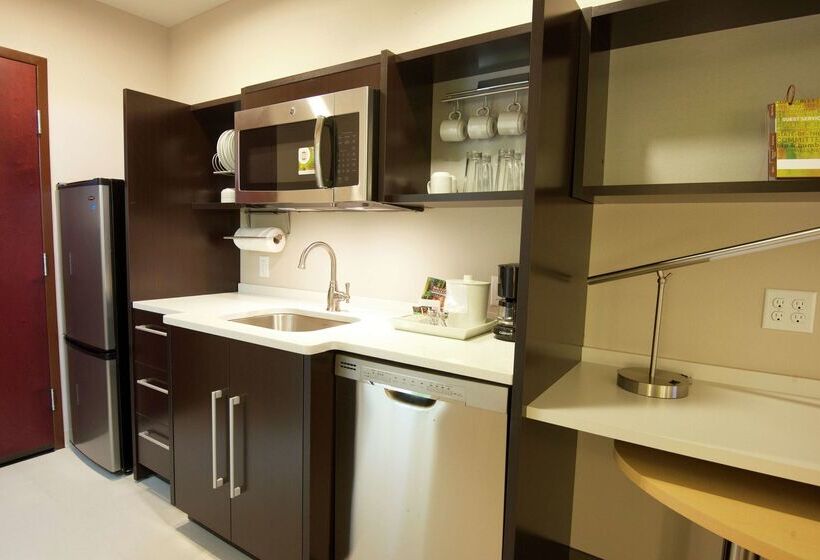هتل Home2 Suites By Hilton Lake City