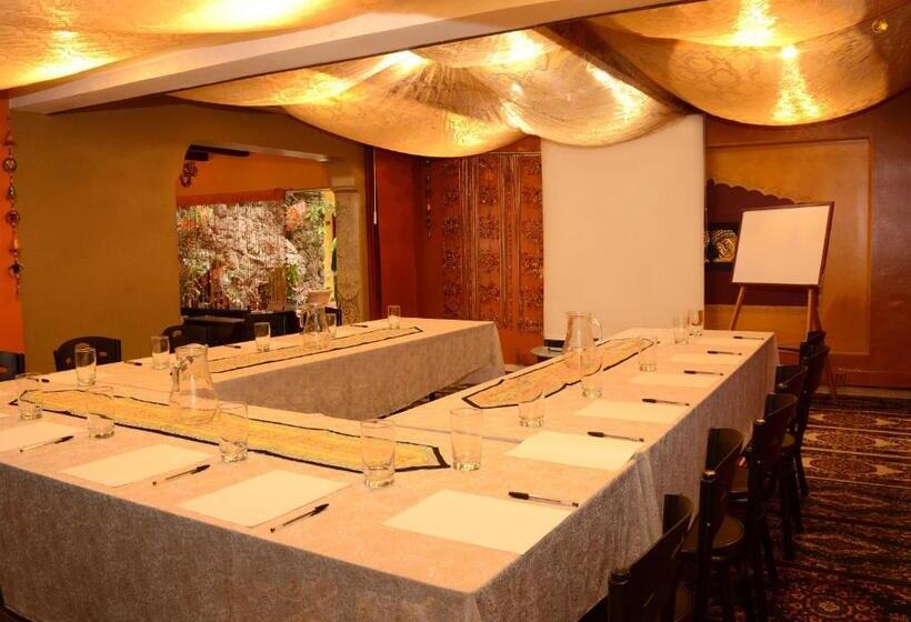 Indian Palace Hotel Boutique