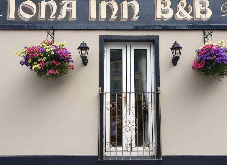 Hotel Iona Inn