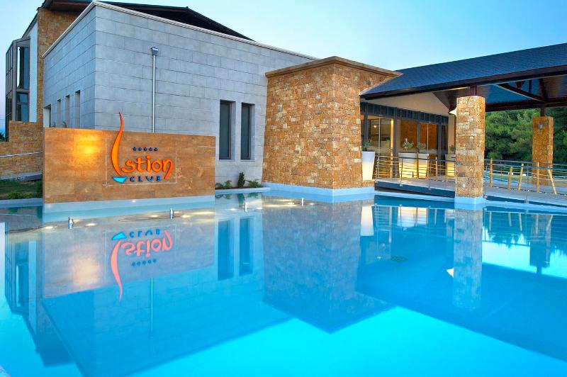 هتل Istion Club & Spa