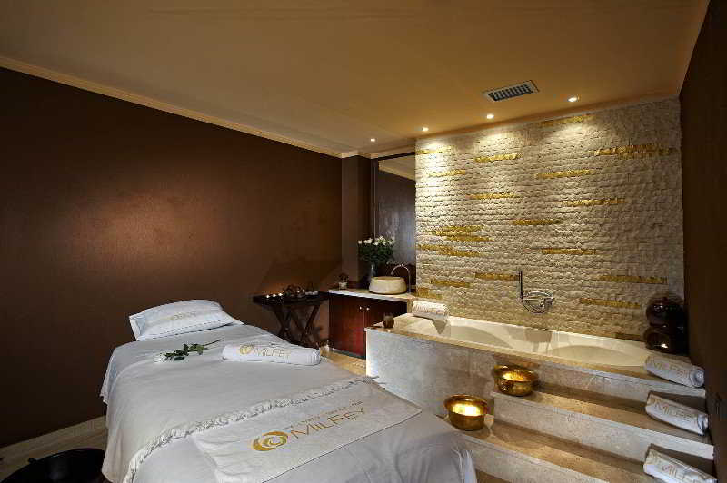 هتل Istion Club & Spa
