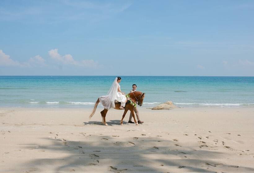فندق Mayang Sari Beach Resort