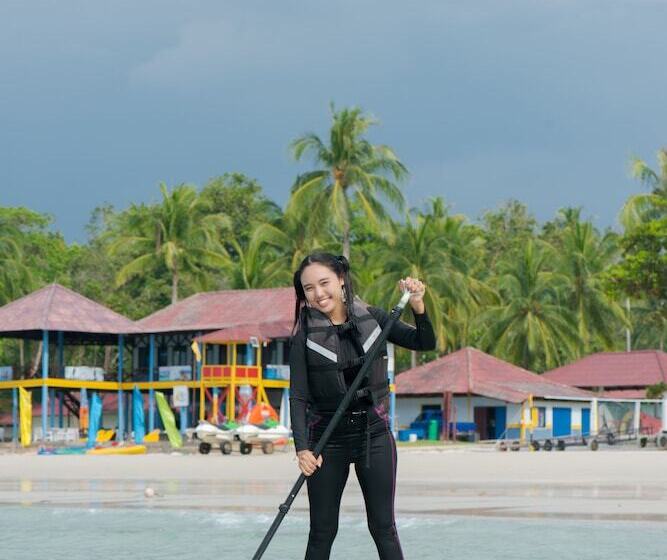 هتل Mayang Sari Beach Resort
