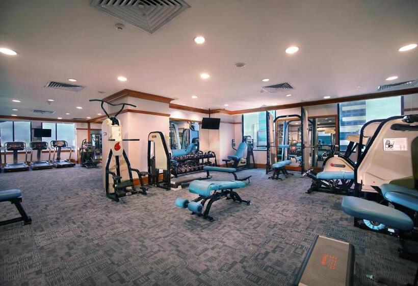 هتل Menara Peninsula