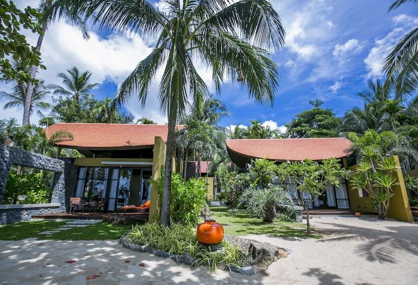 هتل New Star Beach Resort
