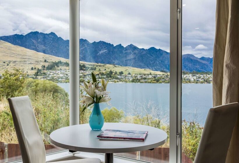 هتل Oaks Queenstown Club Suites