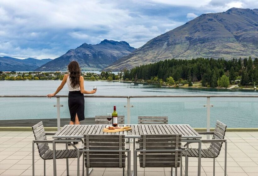 هتل Oaks Queenstown Club Suites