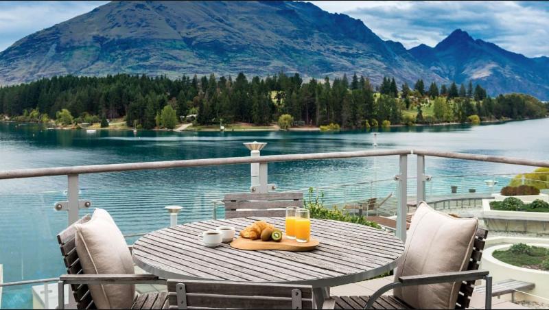 Hotel Oaks Queenstown Club Suites