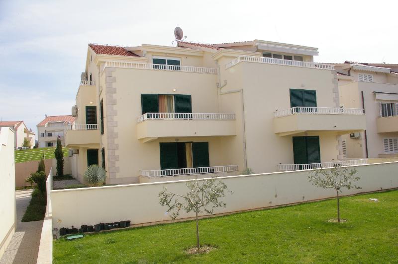 Fotos del hotel Apartments Pervanovo:  3