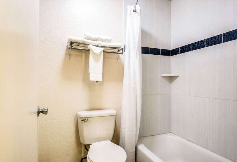 בית מלון כפרי Quality Inn Sarasota I75