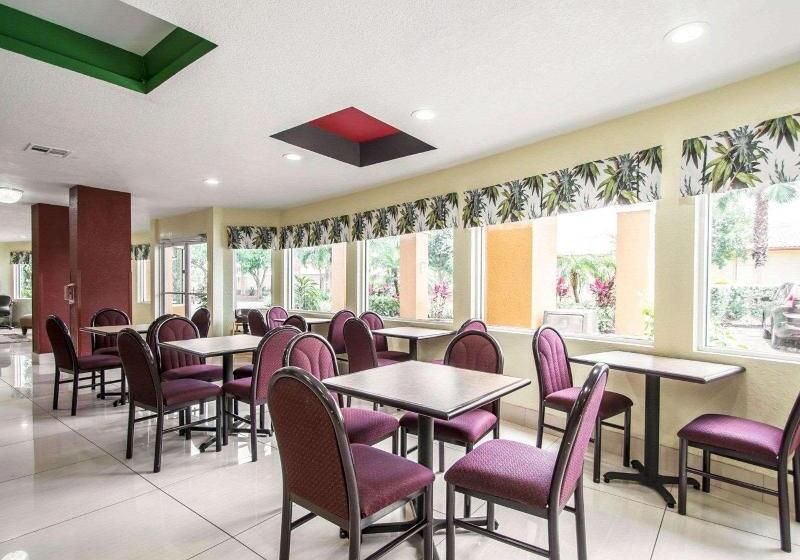 בית מלון כפרי Quality Inn Sarasota I75