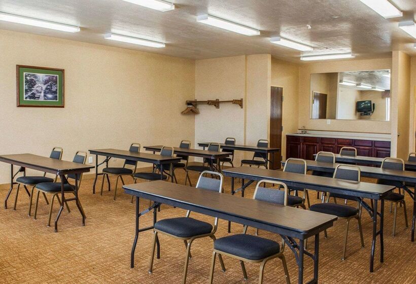 هتل Quality Suites Ne Indianapolis Fishers