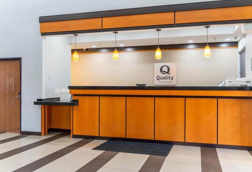 هتل Quality Suites Ne Indianapolis Fishers