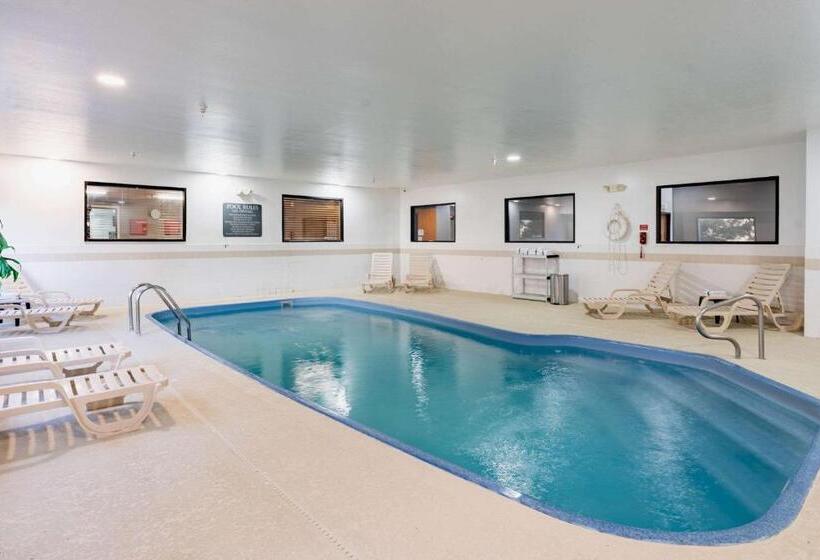 هتل Quality Suites Ne Indianapolis Fishers