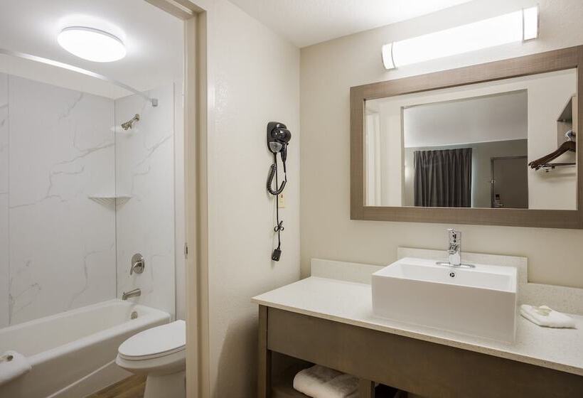בית מלון כפרי Red Roof Inn & Suites Thomasville