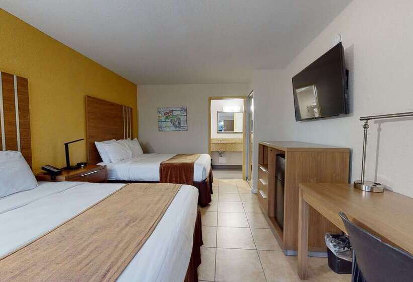 Hotel Rodeway Inn And Suites Fort Lauderdale Airport And Cruise Port