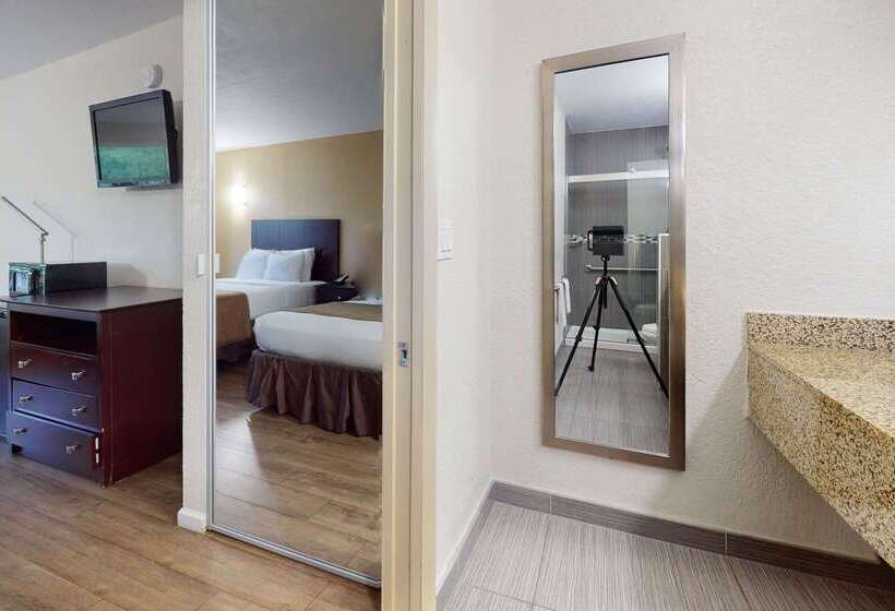 هتل Rodeway Inn And Suites Fort Lauderdale Airport And Cruise Port