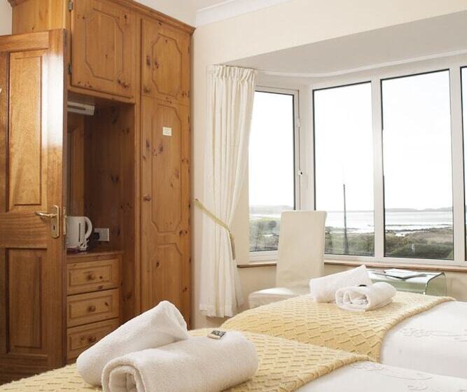 Fotos del hotel Rusheen Bay House:  19