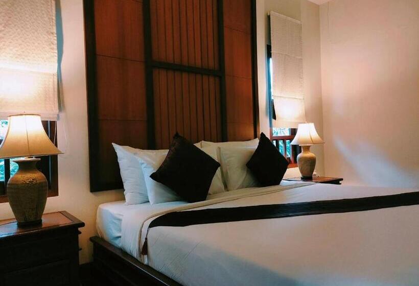 هتل Teak Garden Resort, Chiang Rai