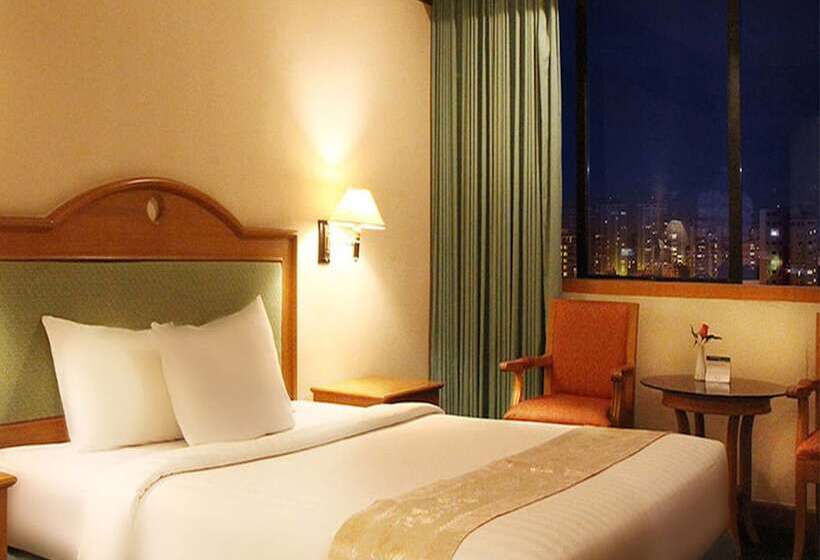Fotos del hotel Tunjungan:  12