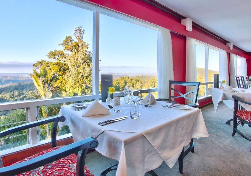 هتل Waitakere Resort & Spa