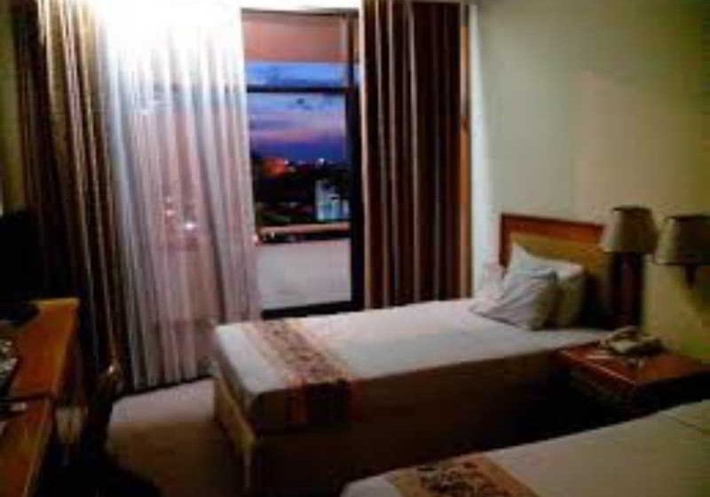 Fotos del hotel Weta International  Surabaya:  8