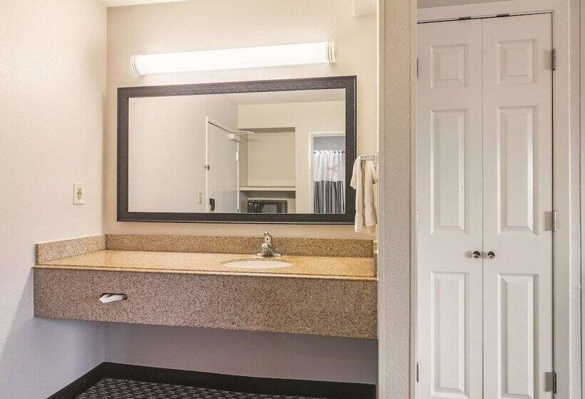 هتل Wingate By Wyndham Brunswick Ga I 95