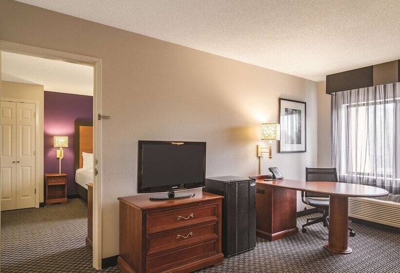 هتل Wingate By Wyndham Brunswick Ga I 95