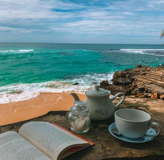 تختخواب و صبحانه Fantasea Villa