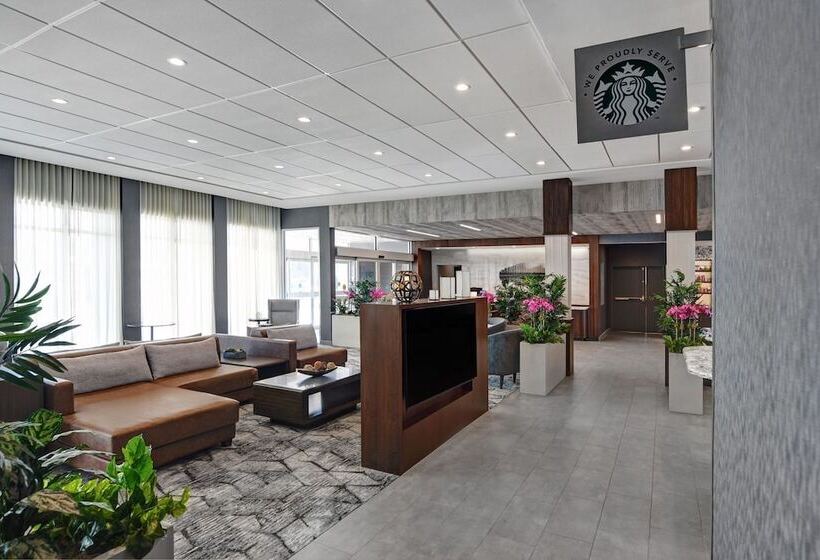 فندق Courtyard By Marriott Hamilton