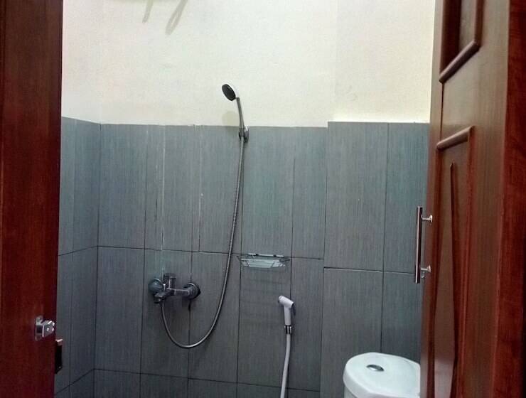 هتل De Prisha Janti