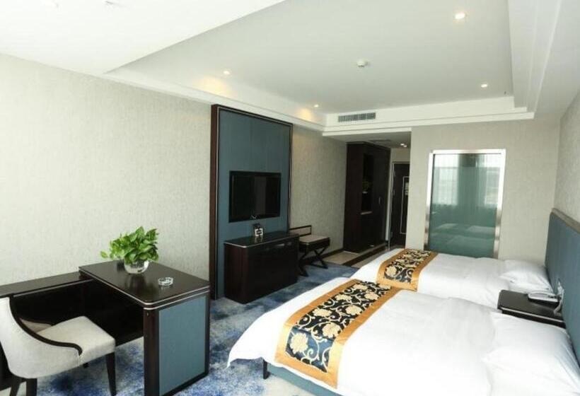 호텔 Greentree Inn Hami Railway Station Bayi Road