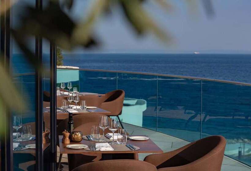 Fotos del hotel Hilton Rijeka Costabella Beach Resort And Spa:  50